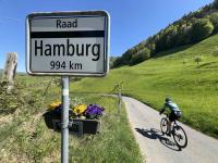 Adi rides down from Grafstadt Hischwil